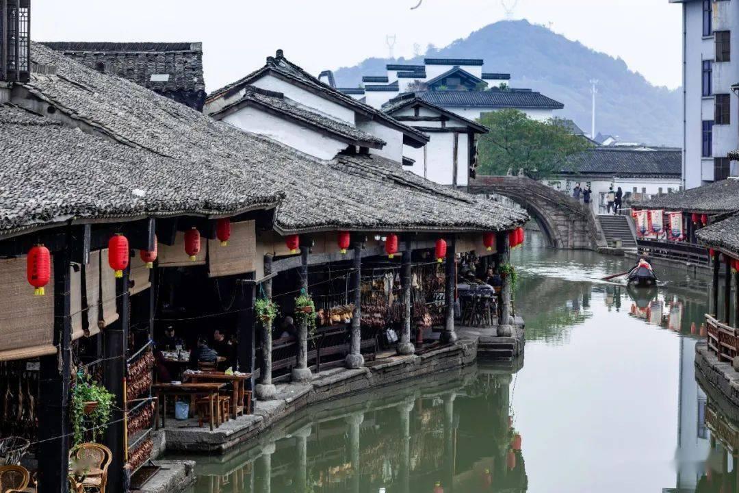 《超机智青年大会》收官,探寻“脑综”新表达